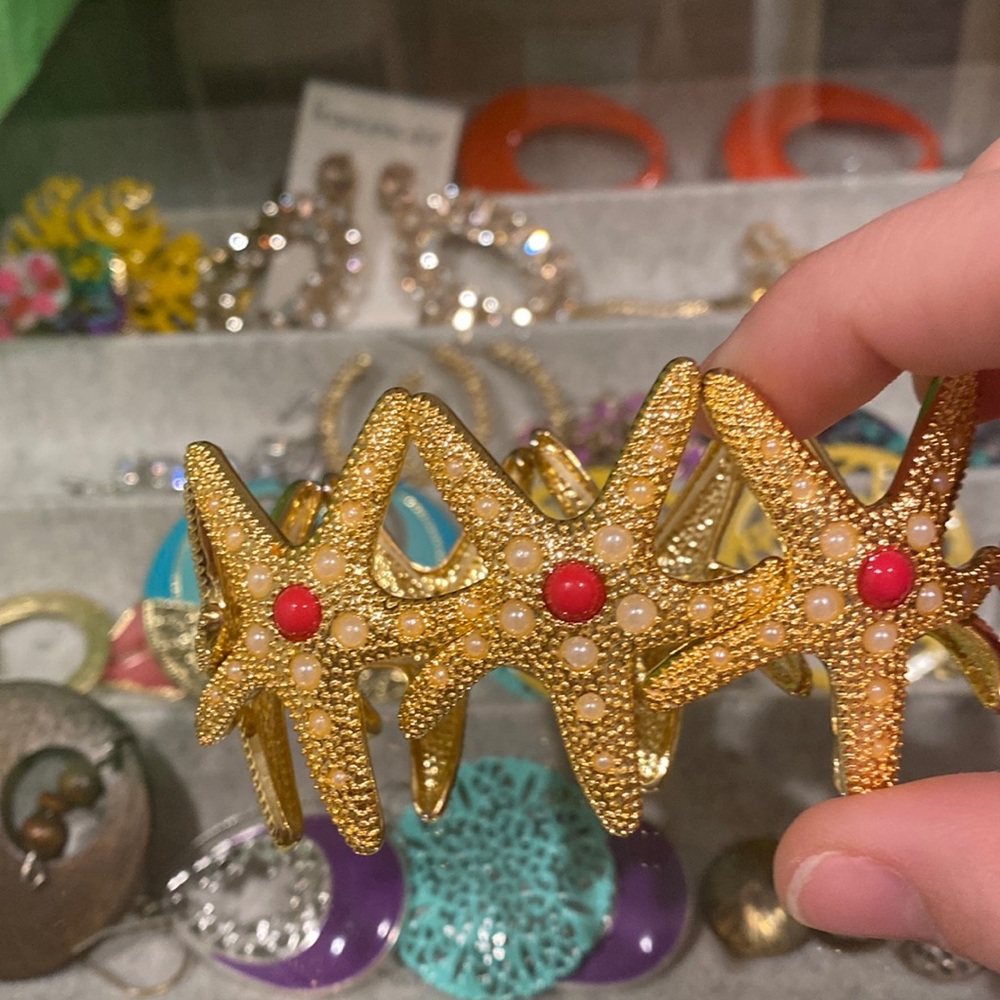 Lilly Pulitzer star fish bracelet